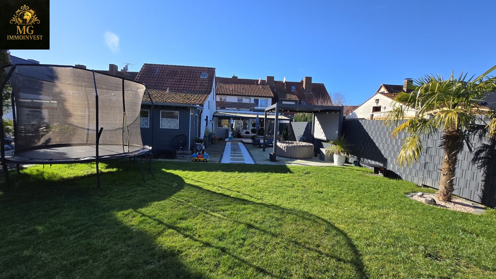 Raumwunder mit Riesen-Garten & neuer Heizung – Ihr neues Familienglück!